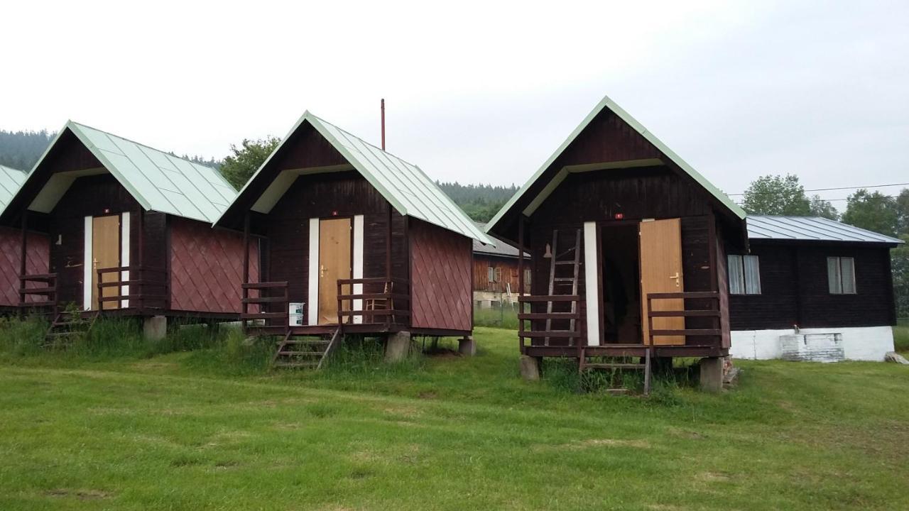 Retro Kemp Pod Boubinem Horní Vltavice المظهر الخارجي الصورة